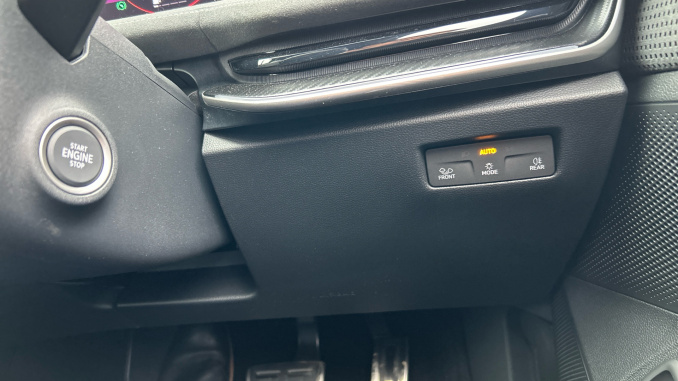 Skoda Superb 1.5 TSI e-TEC Sportline 5dr DSG Petrol Hatchback - Image 24